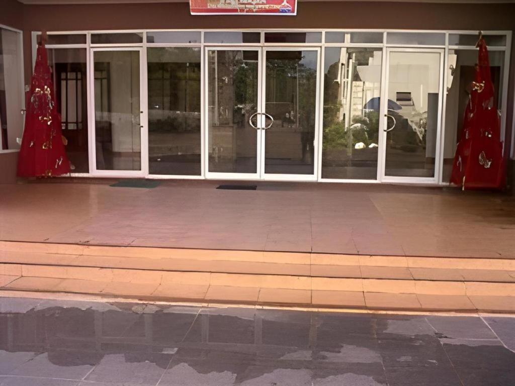 Regal Plaza Hotel Nabua Luaran gambar